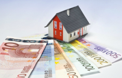 Payments in a French Property Purchase: Managing your Payments With a Currency Specialist
