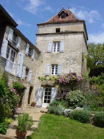 Country house with pool for sale near St Antonin Noble Val