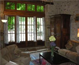 Country house with pool for sale near St Antonin Noble Val