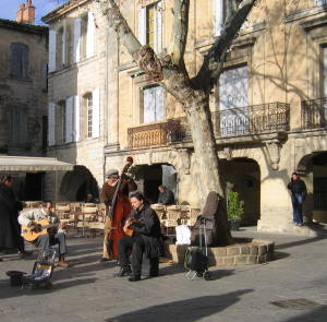 Live music at Uzes truffle fair