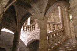 medieval architecture in Pezenas